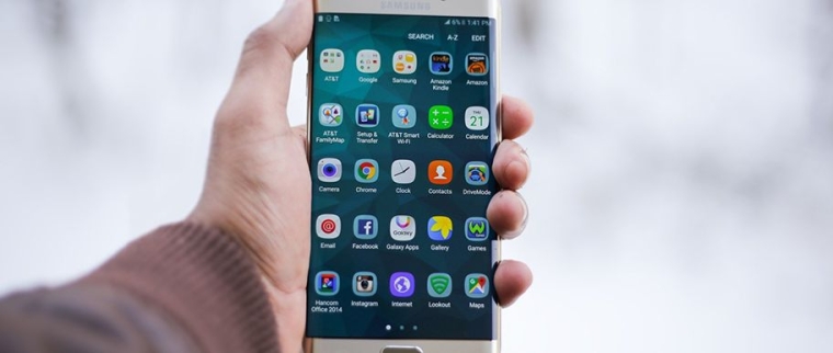 synchroniser contacts Outlook avec Android